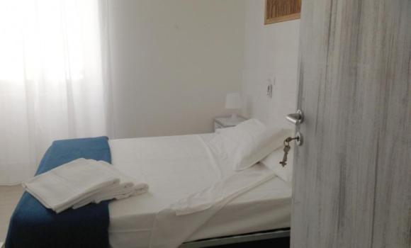 Hotel Spot Вараце Екстериор снимка