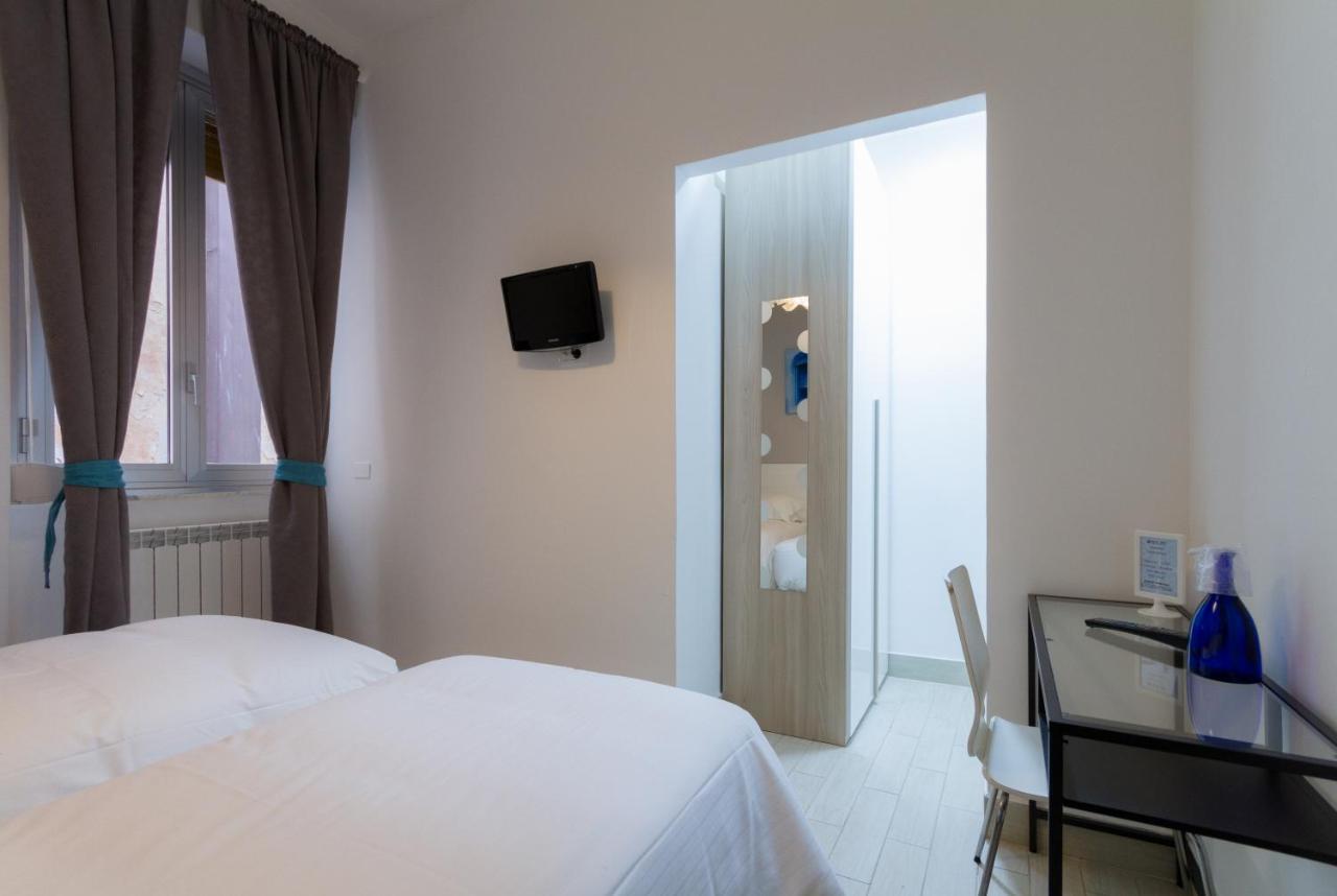 Hotel Spot Вараце Екстериор снимка